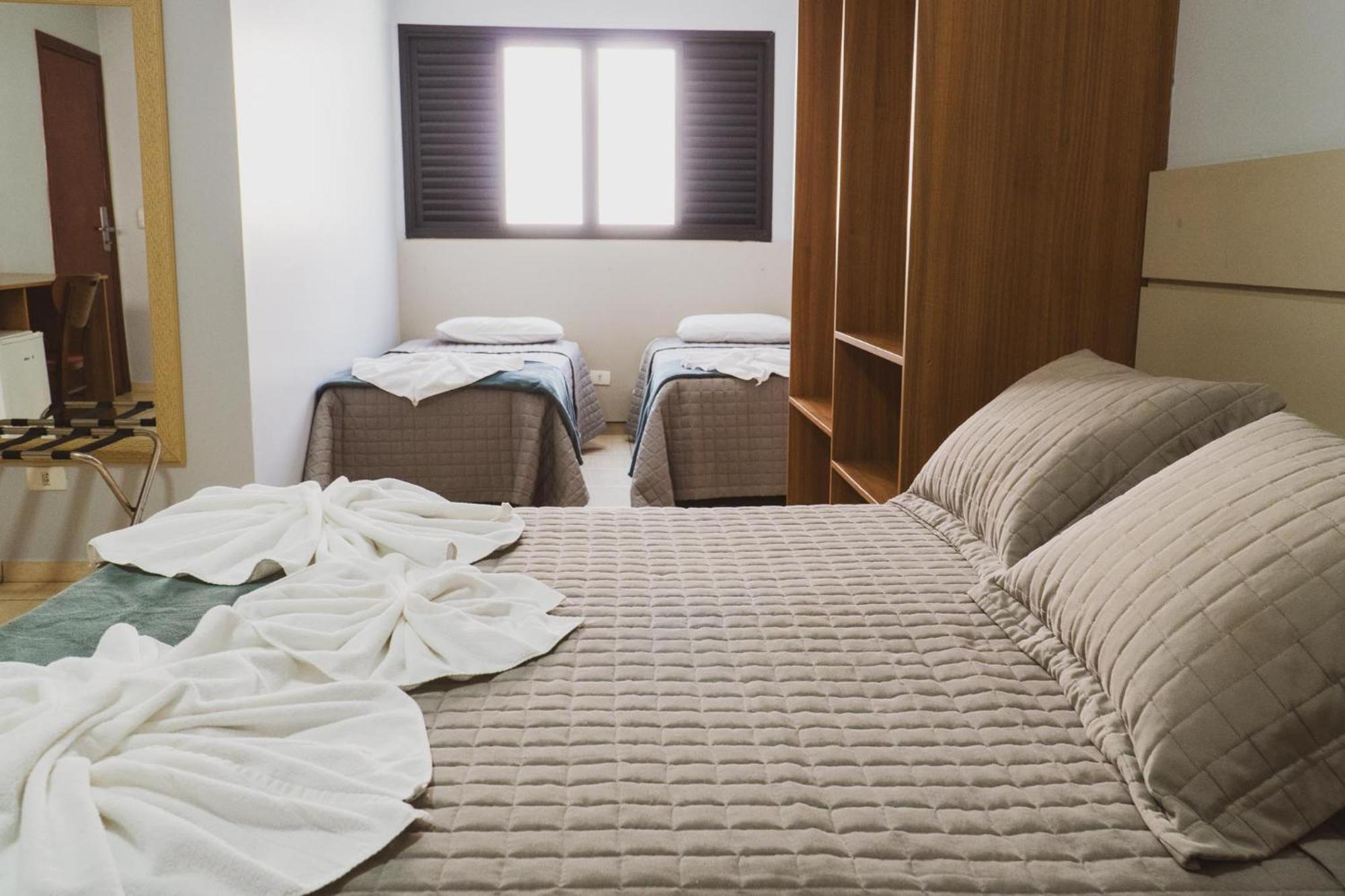 Hotel Casablanca Санта-Барбара-д'Уесті Екстер'єр фото